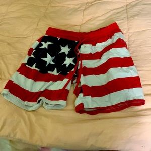 This is medium sized shorts for any gender ofc this is american flagged shorts.